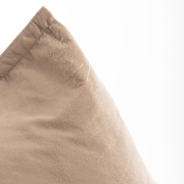 Outlet - Pouf Shongo grande a forma di triangolo in tessuto antimacchia Dali per interno dim: 140x175 cm colore Camel